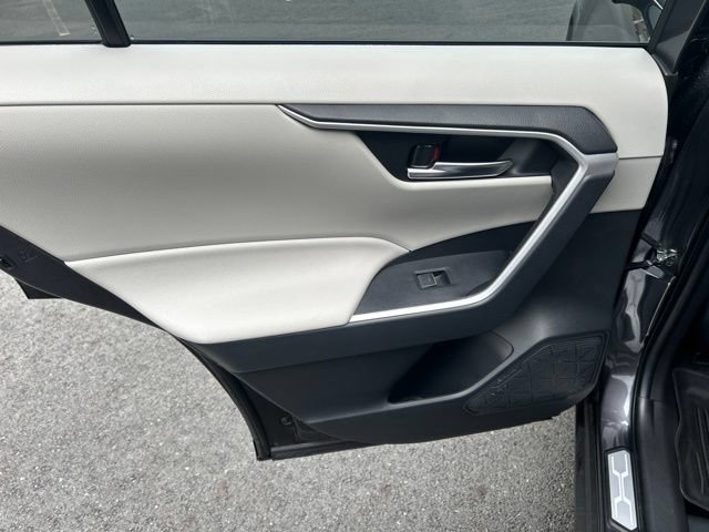 Certified 2025 Toyota RAV4 XLE AWD/4WD image 29