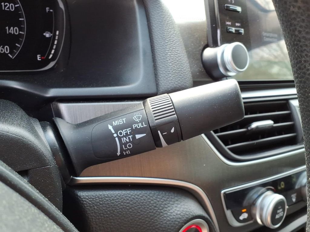 Used 2022 Honda Accord LX image 26