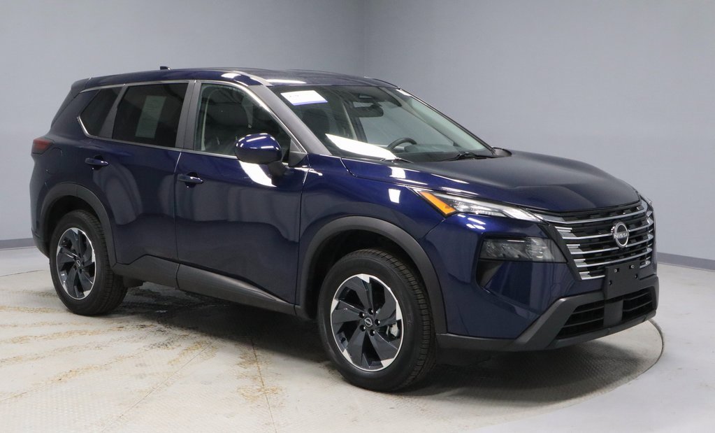 Certified 2025 Nissan Rogue SV image 12