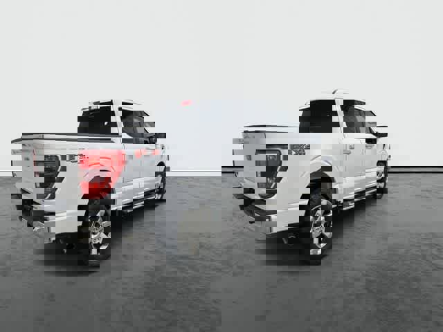 Used 2022 Ford F150 XLT w/ Equipment Group 302A High image 4