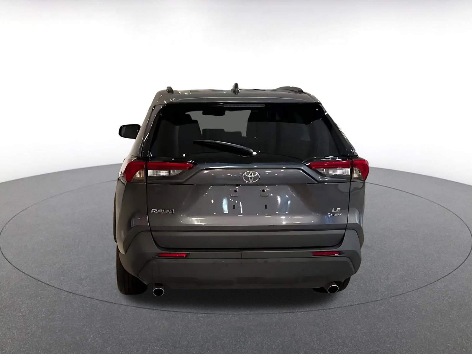Used 2025 Toyota RAV4 LE image 12
