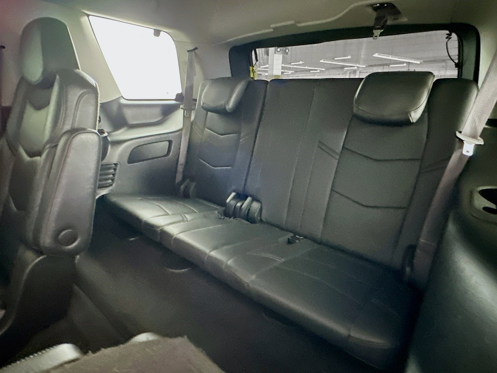 Used 2017 Cadillac Escalade Luxury RWD image 29