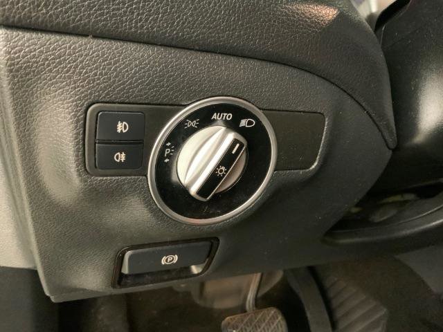 Used 2018 Mercedes-Benz GLA 250 4MATIC image 26