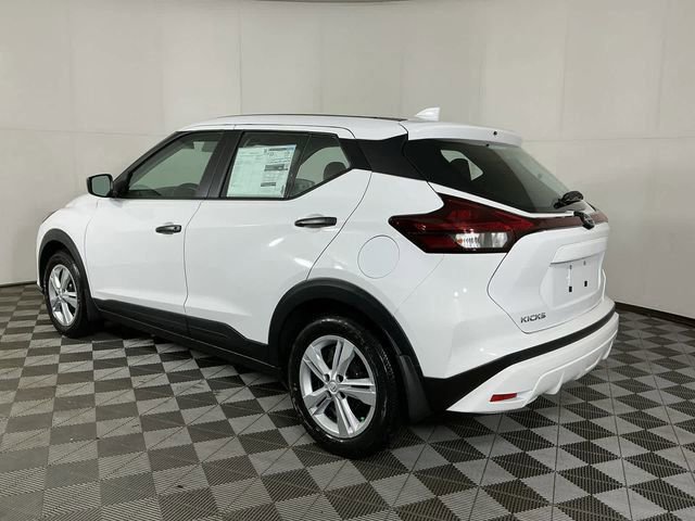 New 2025 Nissan Kicks Play S image 5
