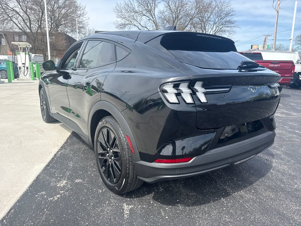Used 2025 Ford Mustang Mach-E Select w/ Comfort Package Lite image 9