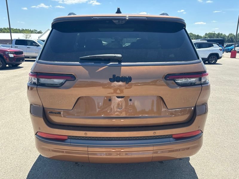 New 2026 Jeep Grand Cherokee L Limited AWD/4WD image 4