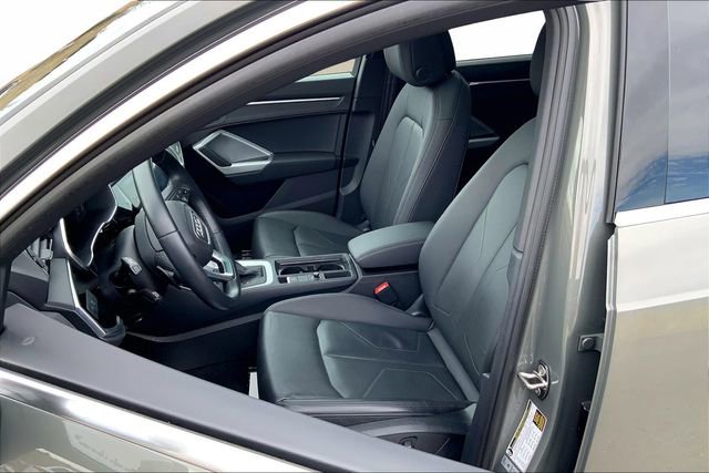 Used 2023 Audi Q3 2.0T Premium Plus w/ Premium Plus Package image 17