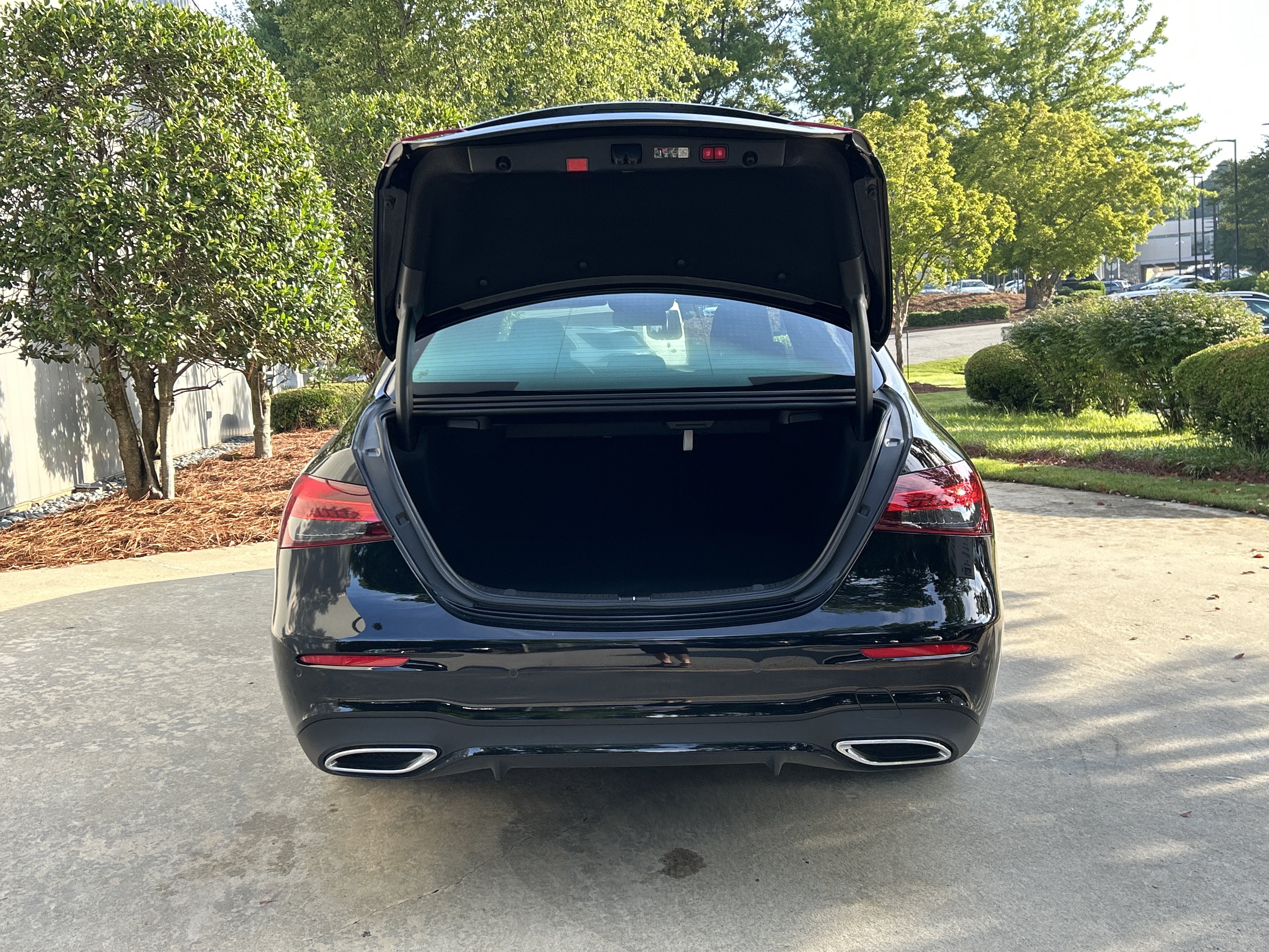 Certified 2023 Mercedes-Benz E 450 4MATIC Sedan image 9