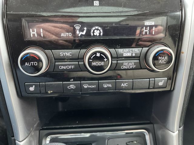 Used 2020 Subaru Ascent Limited w/ Technology Package image 19