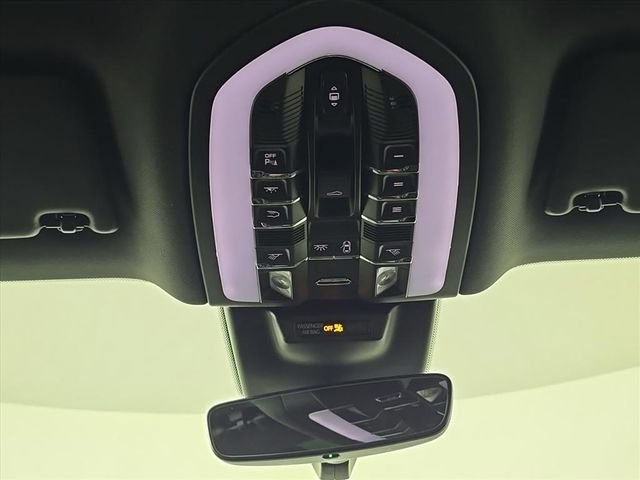 Certified 2026 Porsche Macan AWD/4WD image 25