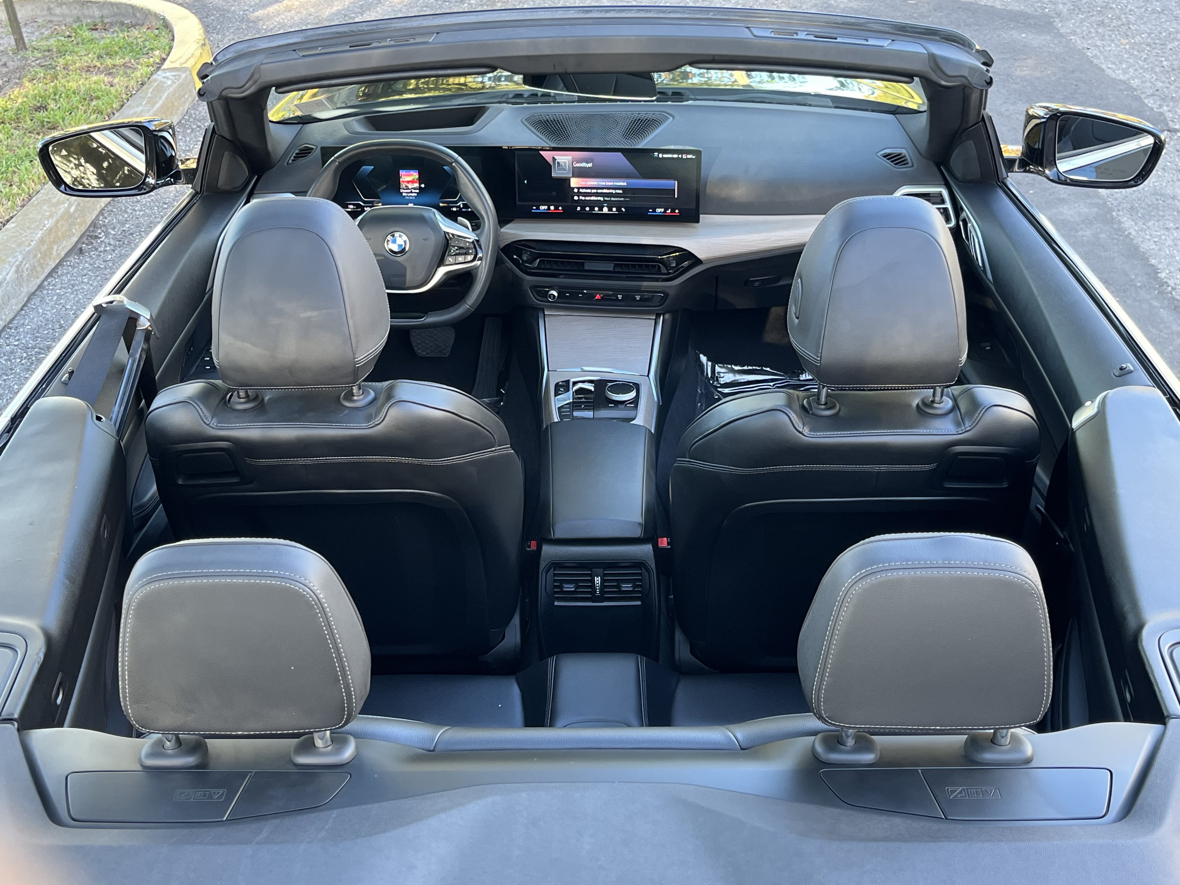 Used 2025 BMW 430i Convertible w/ Premium Package RWD image 18