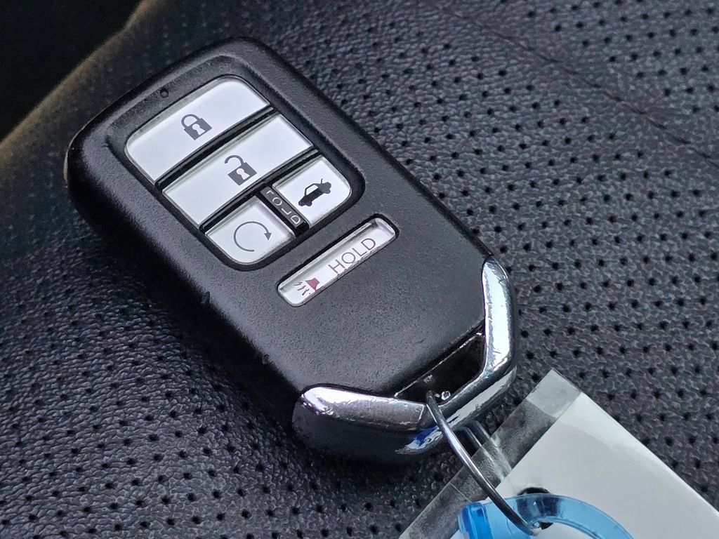 Used 2020 Honda Accord EX-L image 32