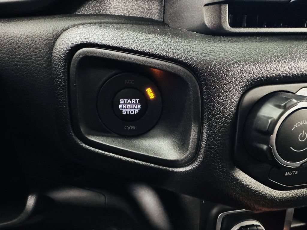 Used 2026 Jeep Wrangler Unlimited Sport AWD/4WD image 13