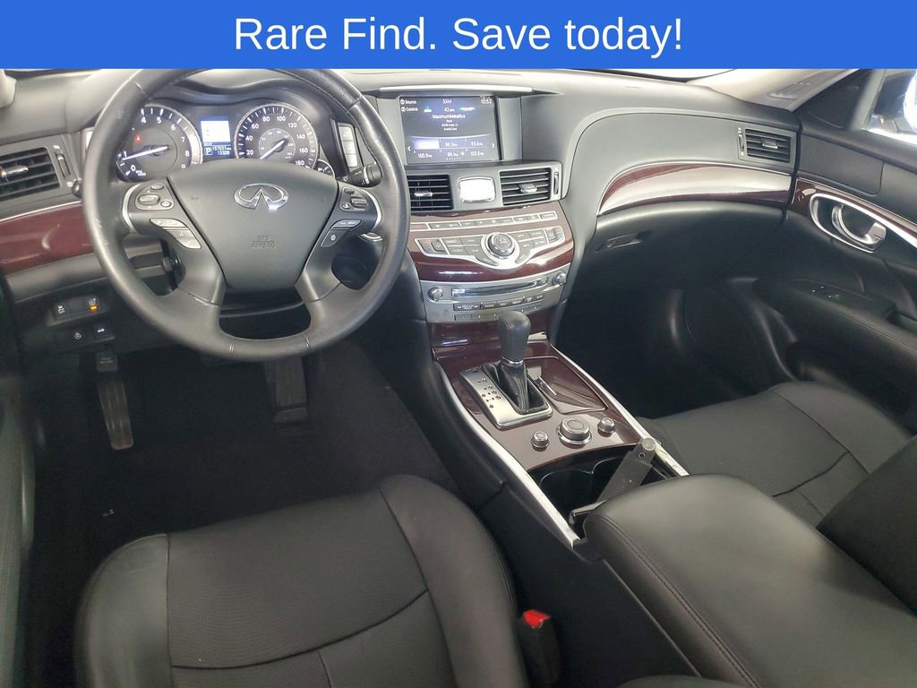 Used 2019 INFINITI Q70 Luxe w/ Proactive Package image 14