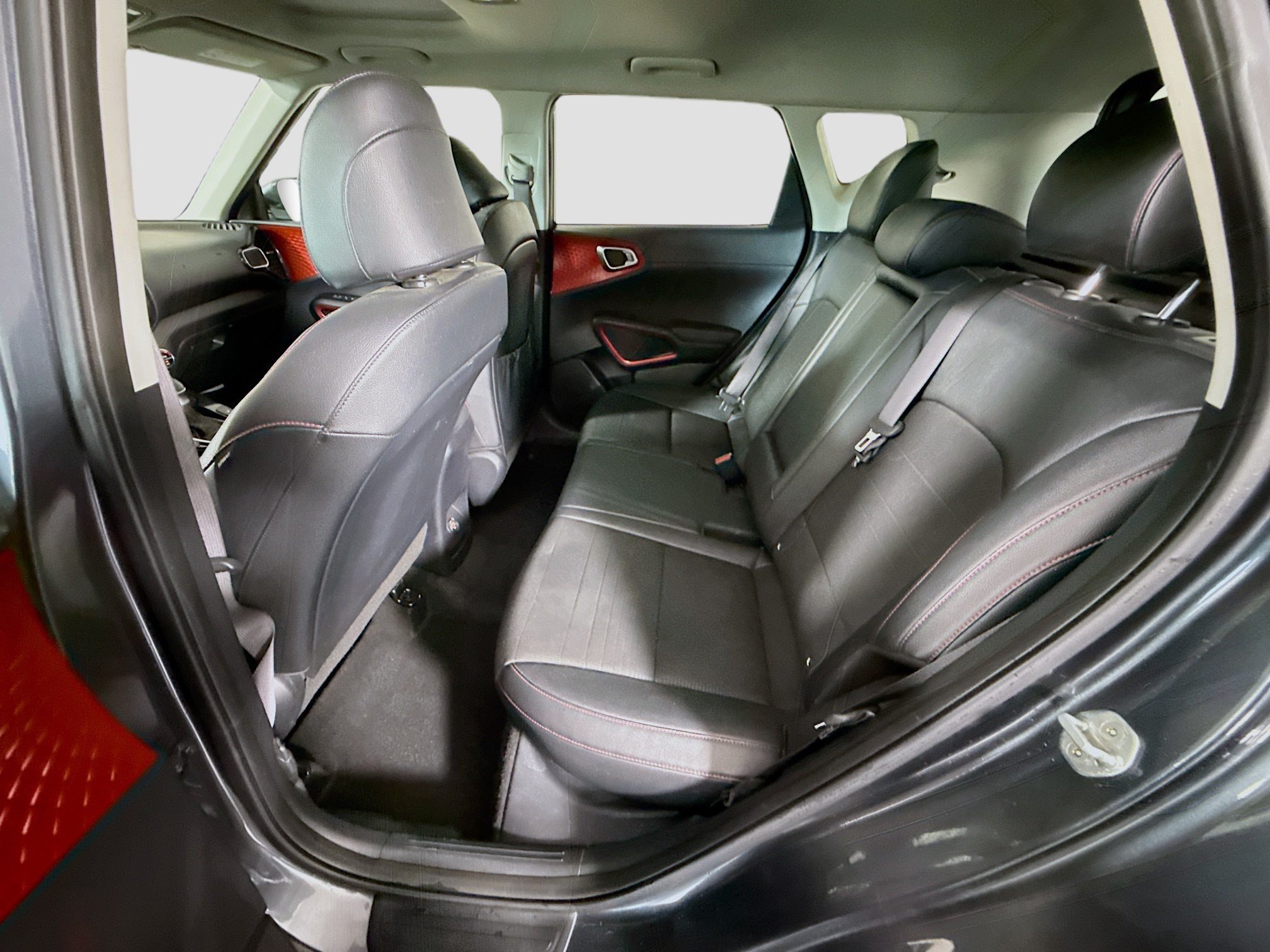Used 2022 Kia Soul Turbo FWD image 25