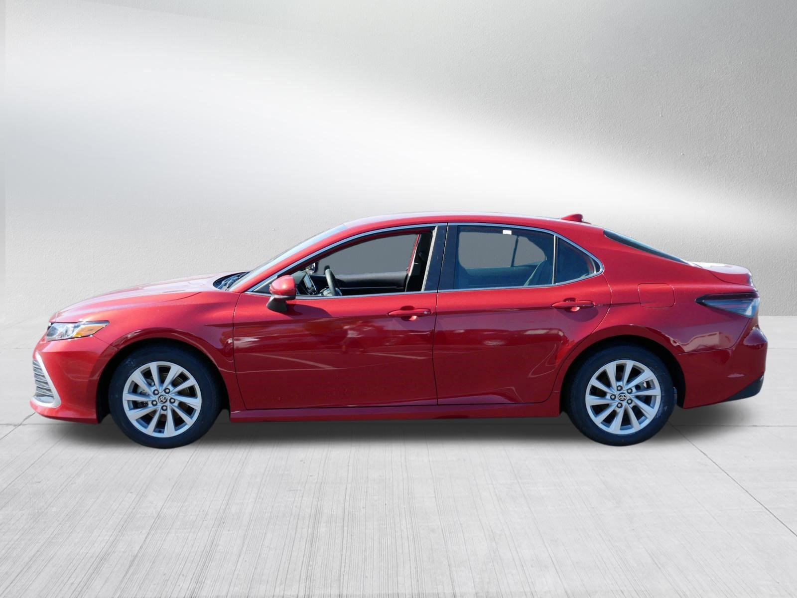 Certified 2024 Toyota Camry LE FWD image 4