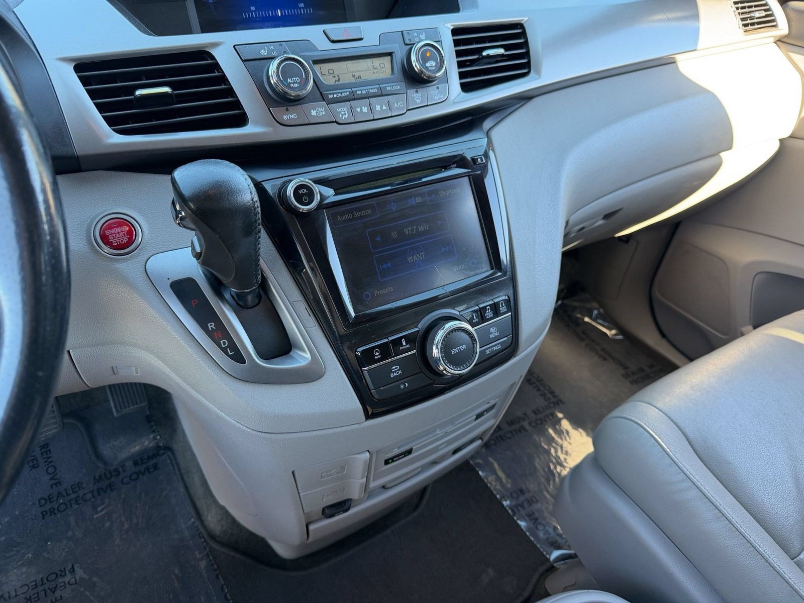 Used 2016 Honda Odyssey Touring image 19