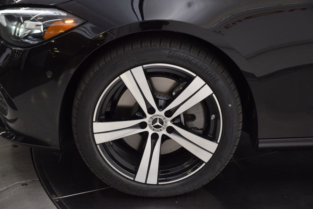 New 2026 Mercedes-Benz C 300 4MATIC Sedan image 12