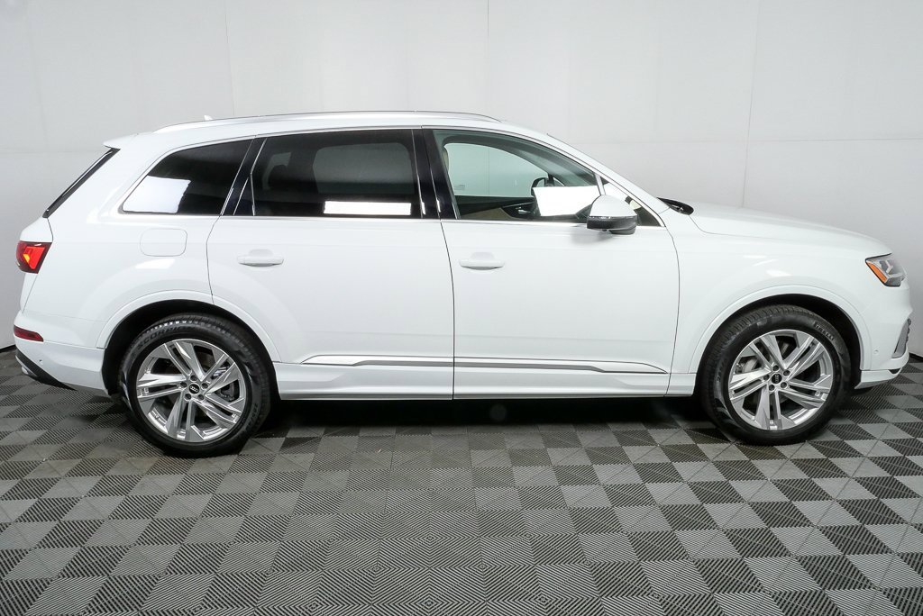 Used 2022 Audi Q7 3.0T Premium Plus w/ Premium Plus Package image 2