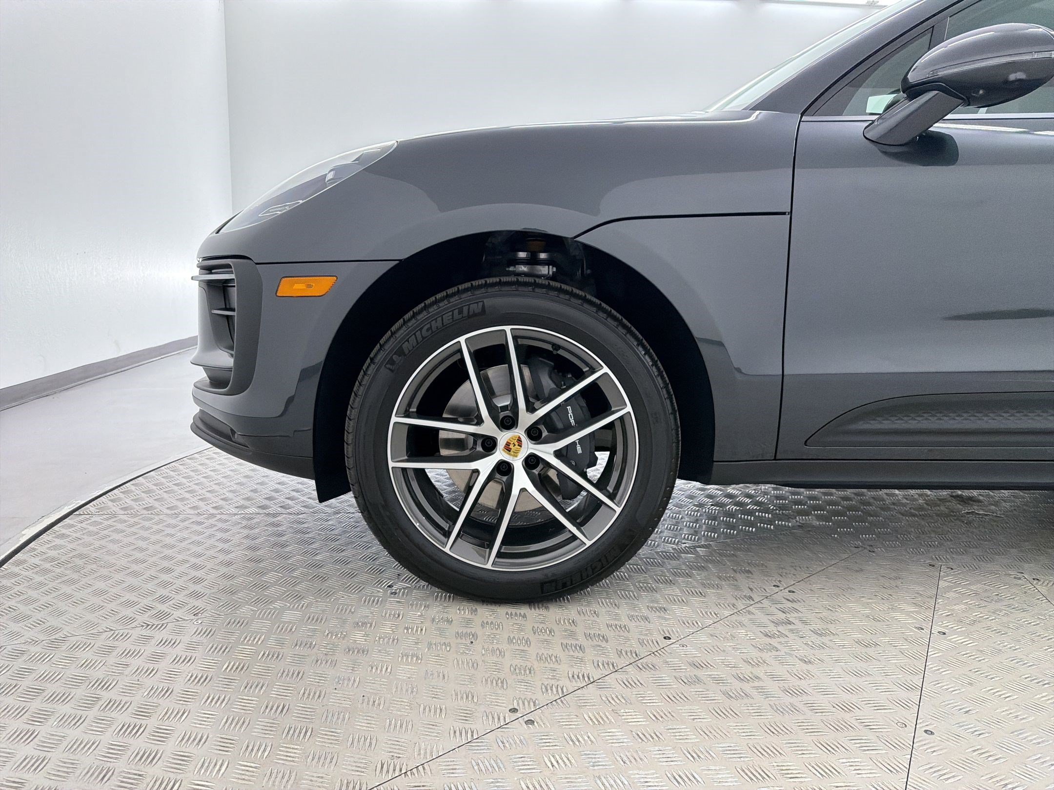 New 2026 Porsche Macan AWD/4WD image 22
