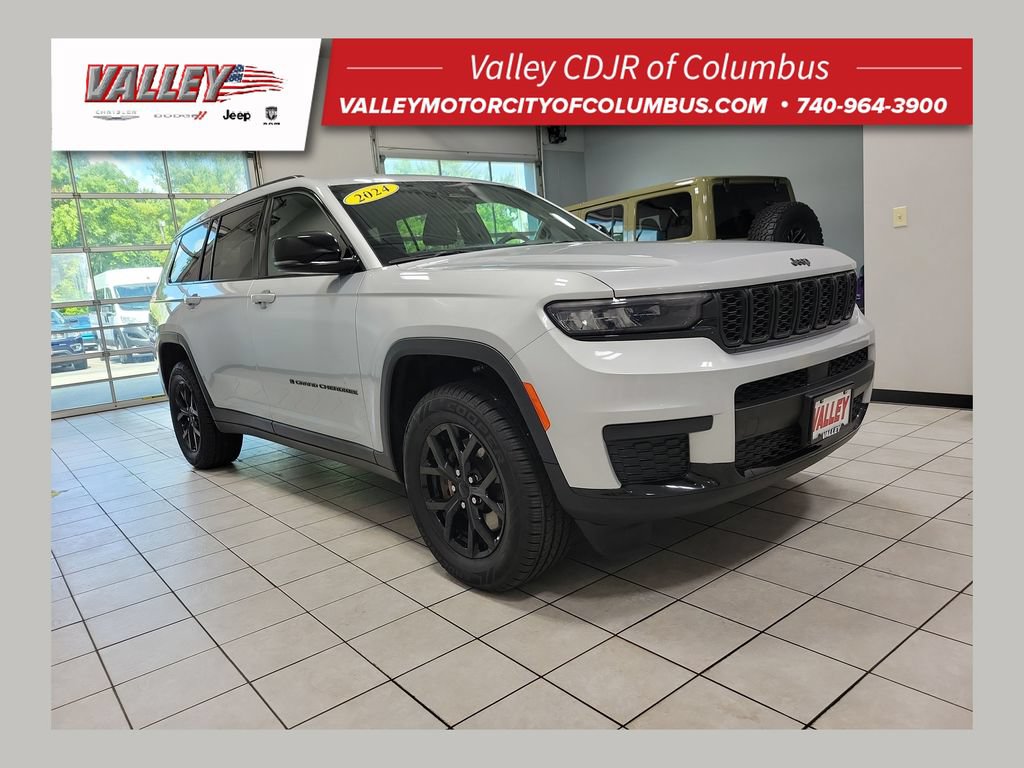 Used 2024 Jeep Grand Cherokee L Laredo AWD/4WD image 1
