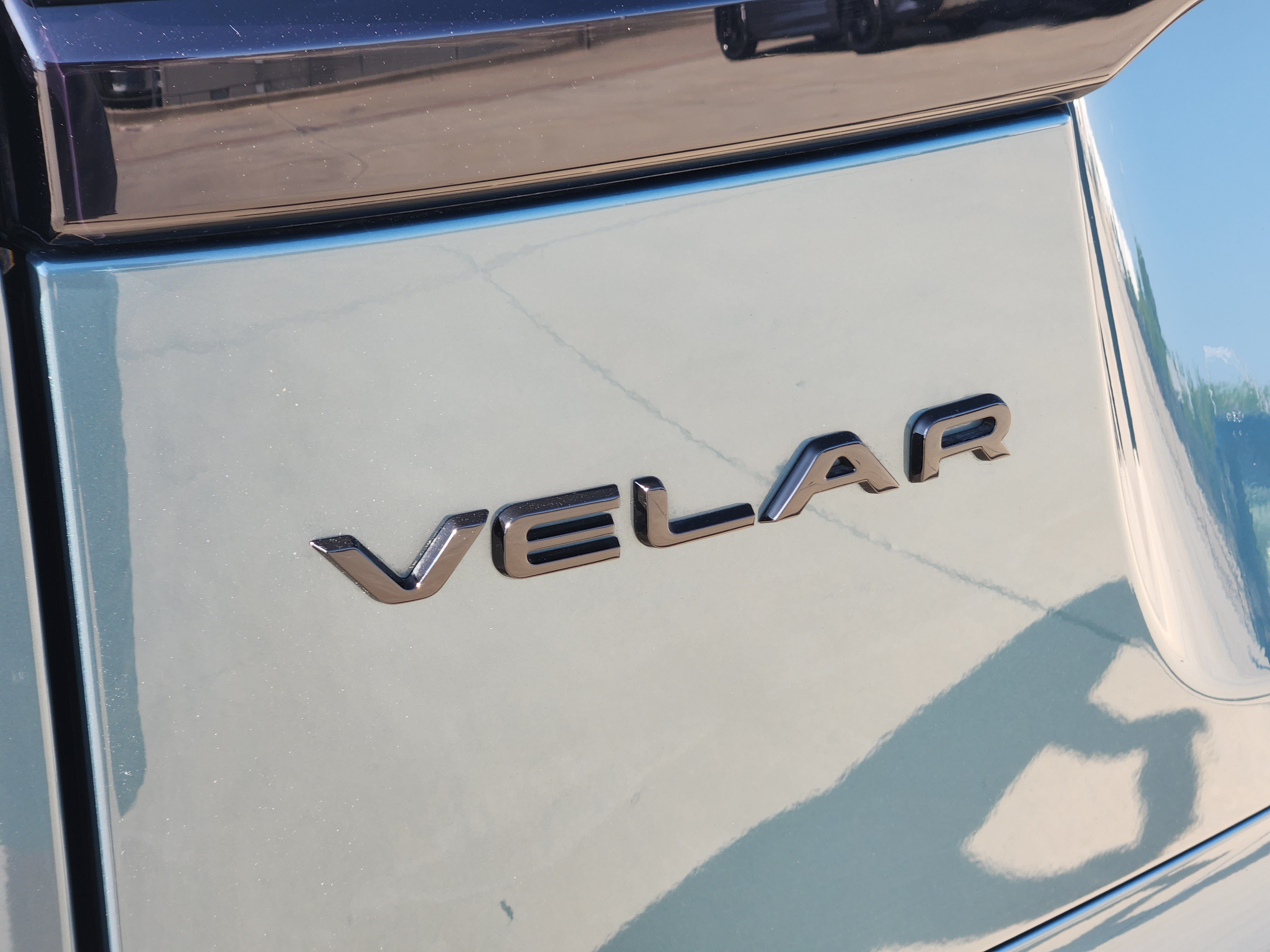 Certified 2026 Land Rover Range Rover Velar S AWD/4WD image 33