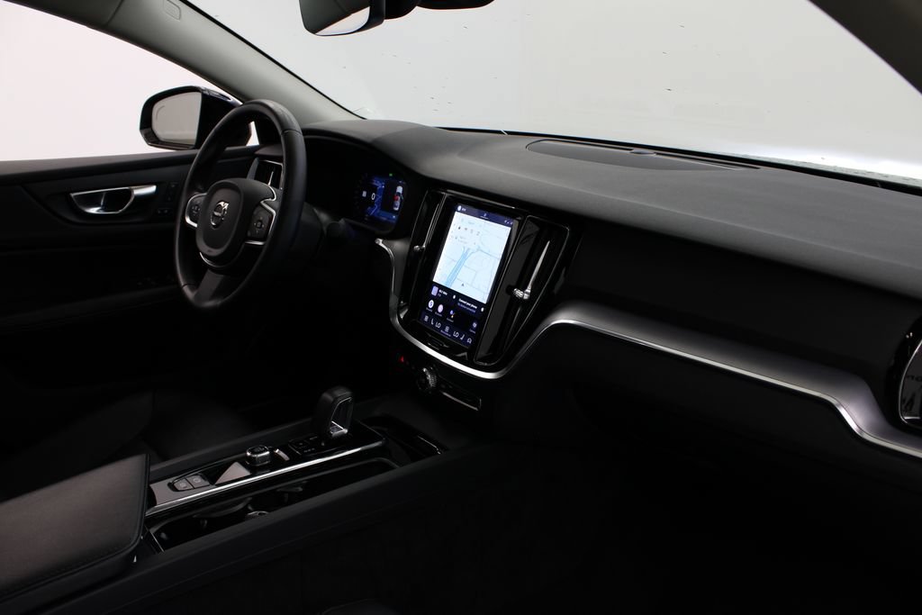 Certified 2024 Volvo S60 B5 Core FWD image 27