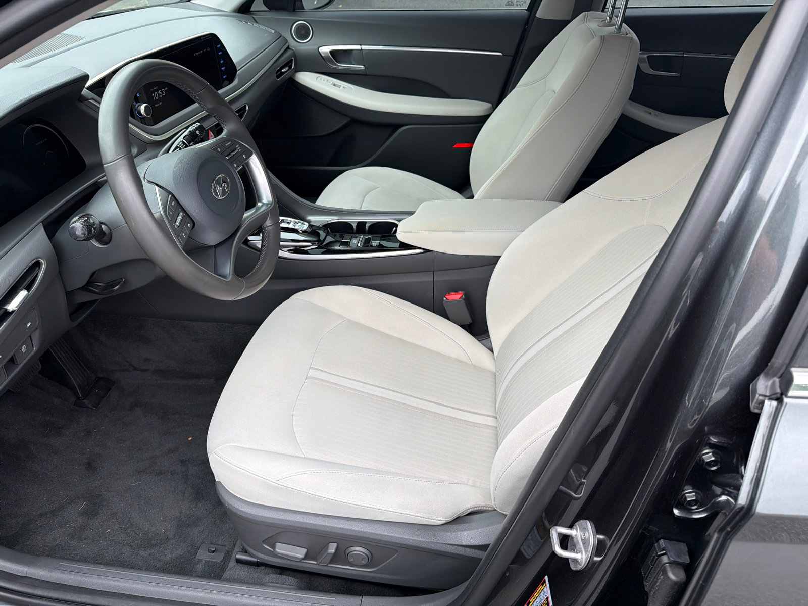 Certified 2023 Hyundai Sonata SEL w/ Convenience Package FWD image 9