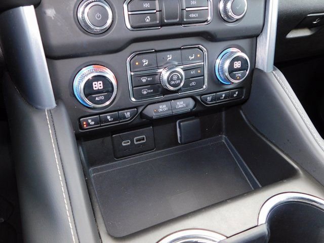 Used 2023 GMC Yukon SLT w/ SLT Luxury Package image 50