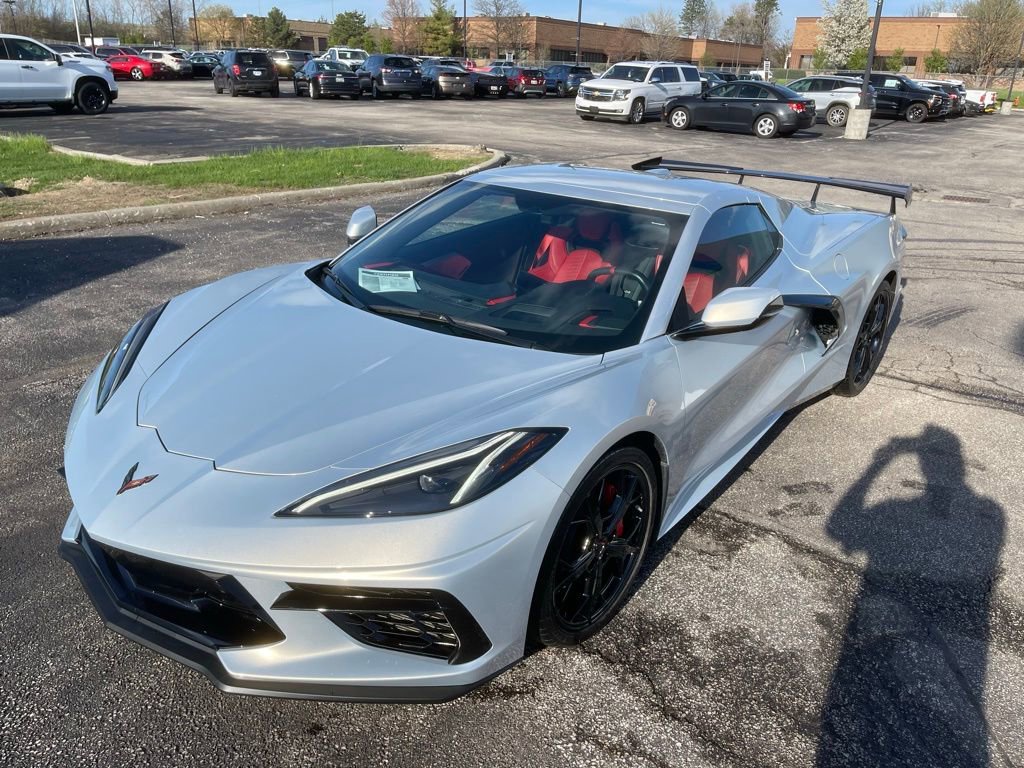 Used 2021 Chevrolet Corvette Stingray Preferred Conv w/ 2LT RWD image 3