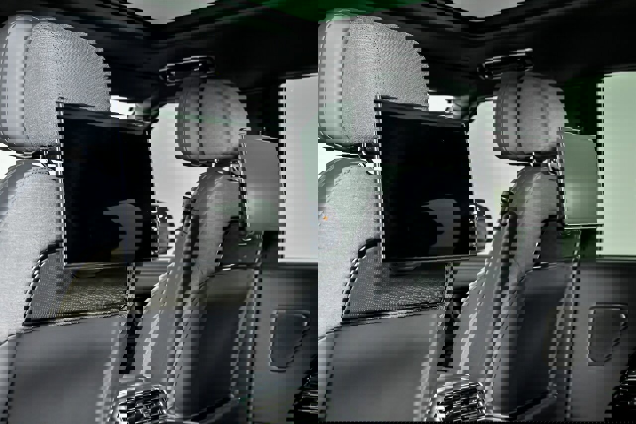 Used 2023 Land Rover Range Rover SV image 25