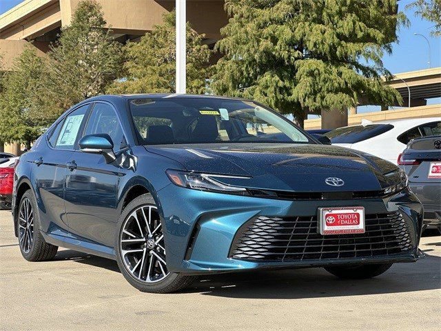 New 2026 Toyota Camry LE w/ Convenience Package FWD image 3
