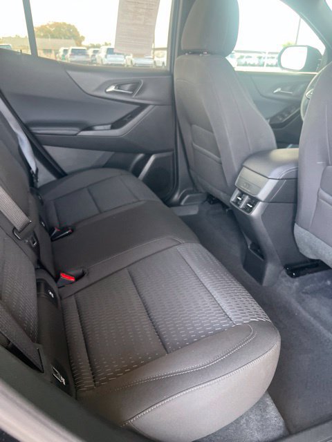 Used 2026 Chevrolet Equinox LT AWD/4WD image 10