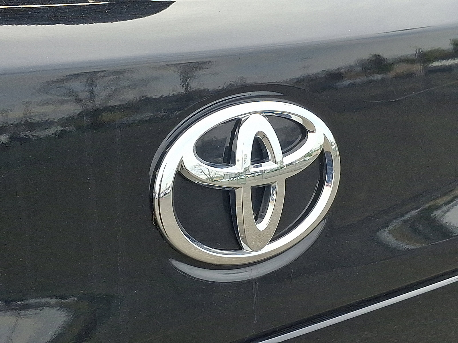 Certified 2023 Toyota Corolla Cross XLE w/ Convenience Package image 31