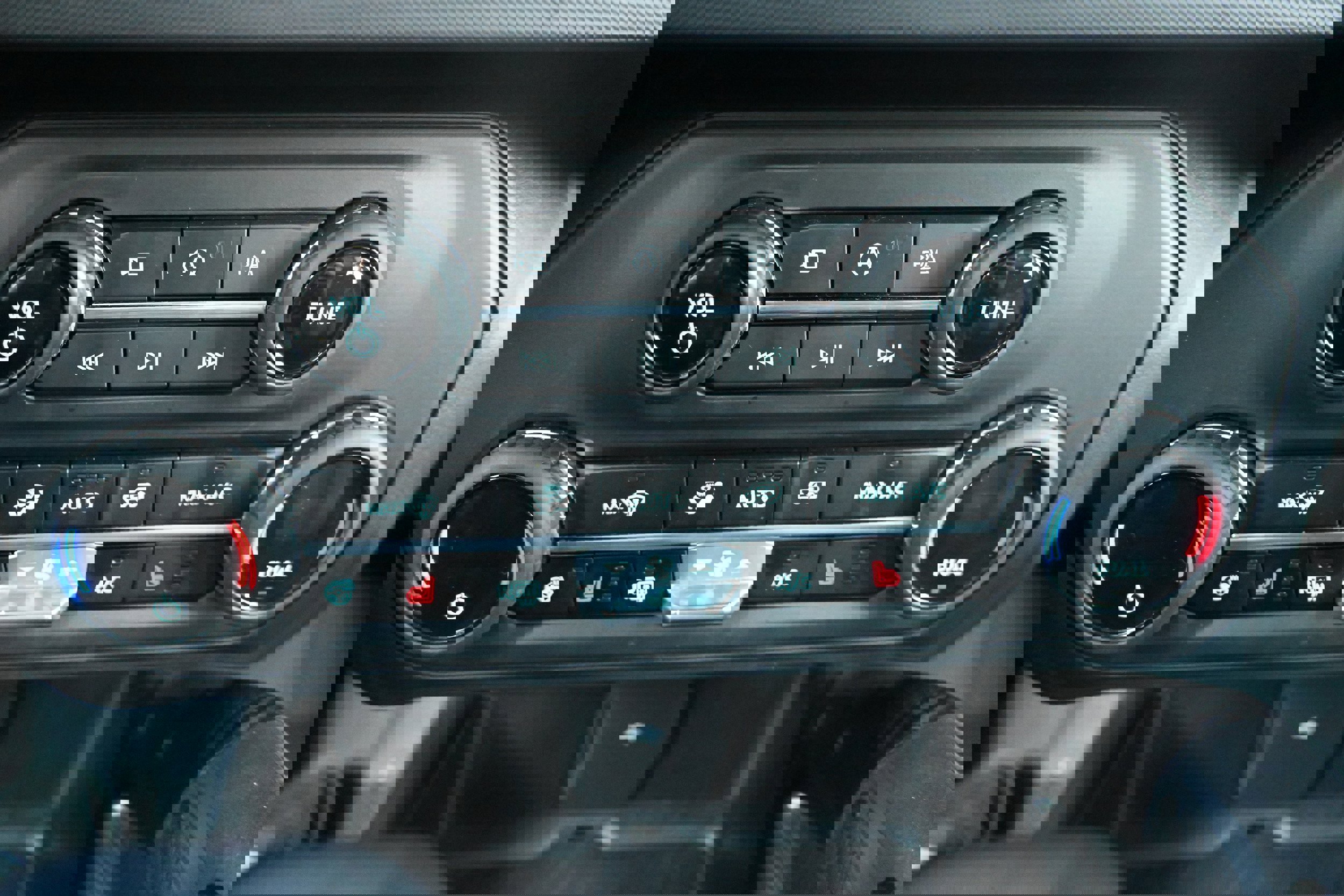 Used 2023 Ford Bronco Raptor image 17