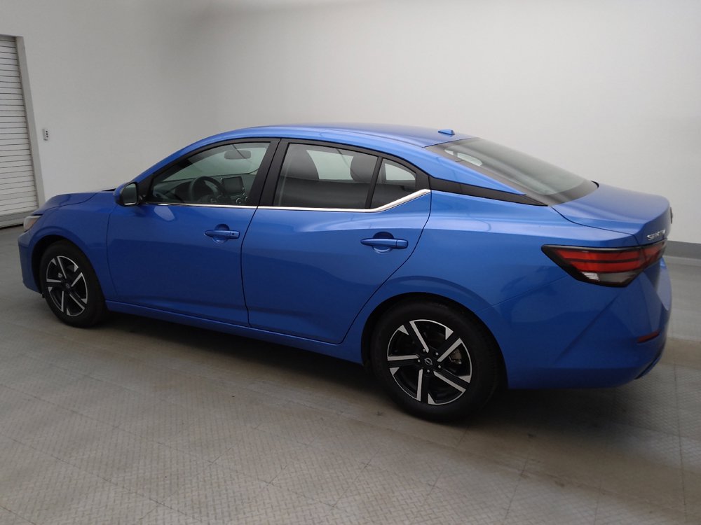 Used 2025 Nissan Sentra SV FWD image 3