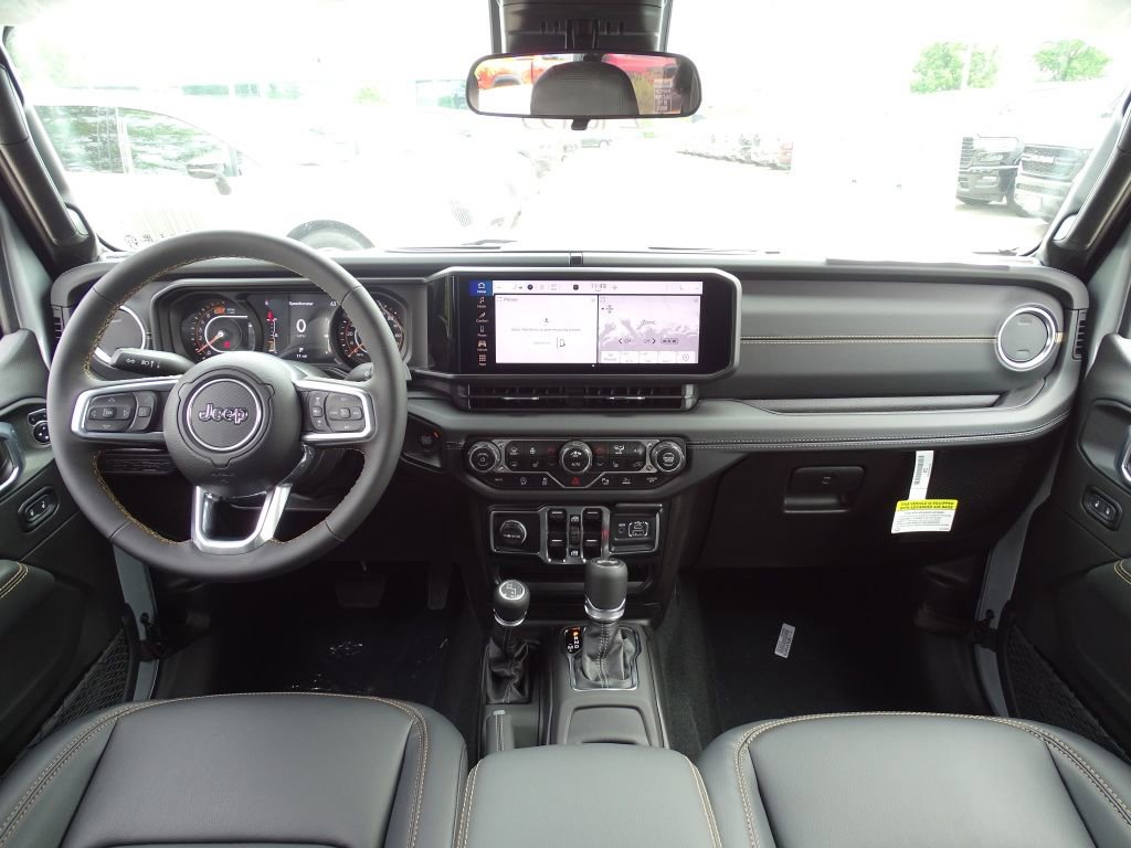 Used 2024 Jeep Wrangler Sahara w/ Safety Group image 18