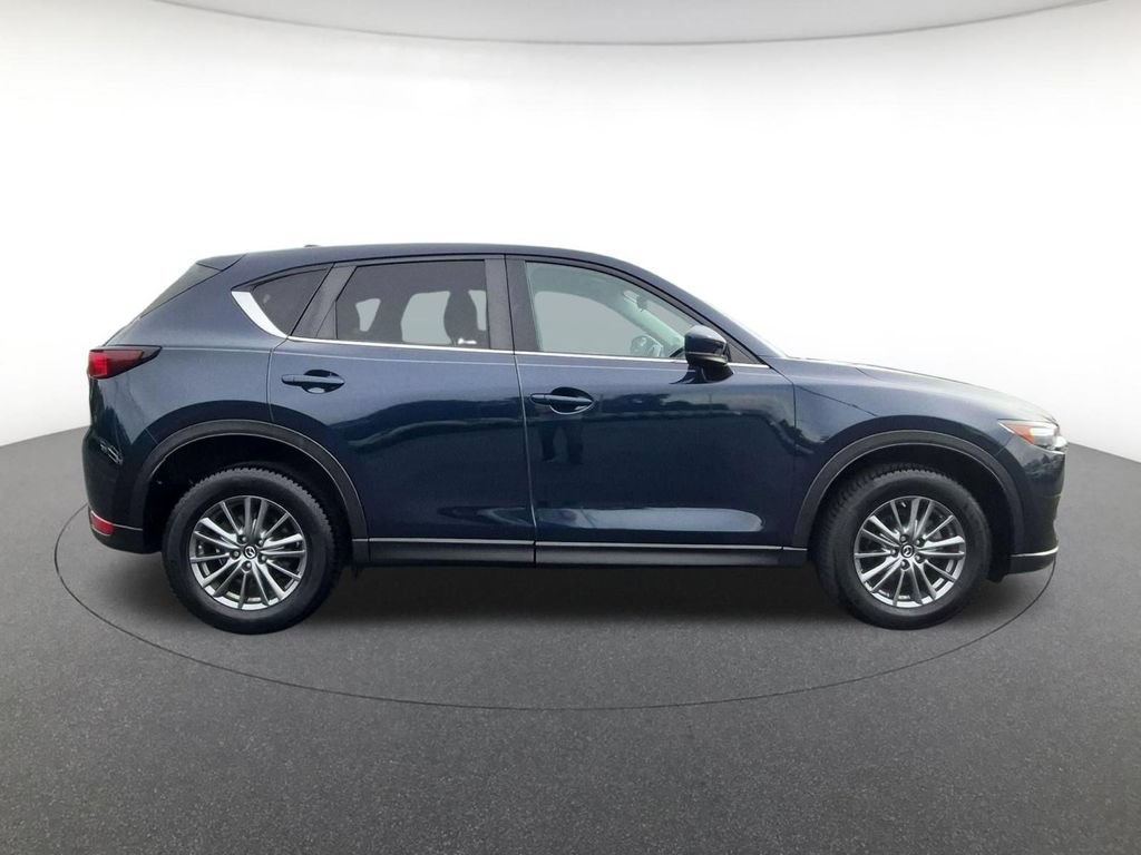 Used 2017 MAZDA CX-5 Touring AWD/4WD image 4