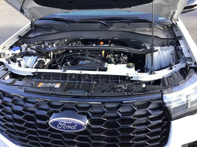 New 2026 Ford Explorer ST-Line w/ ST-Line Street Pack RWD image 19