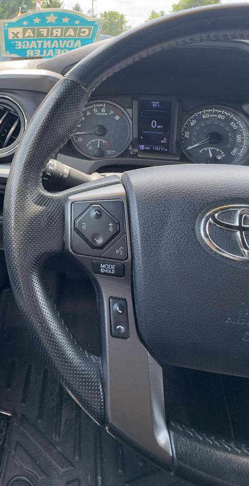 Used 2019 Toyota Tacoma TRD Sport AWD/4WD image 8