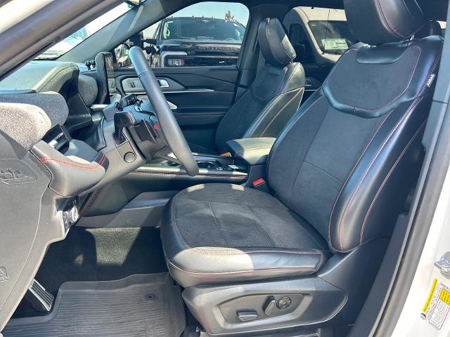 Certified 2025 Ford Explorer ST image 10