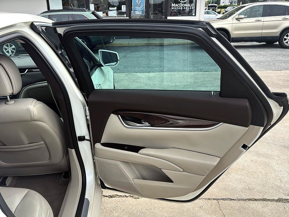 Used 2013 Cadillac XTS Luxury w/ Driver Awareness Package FWD image 30