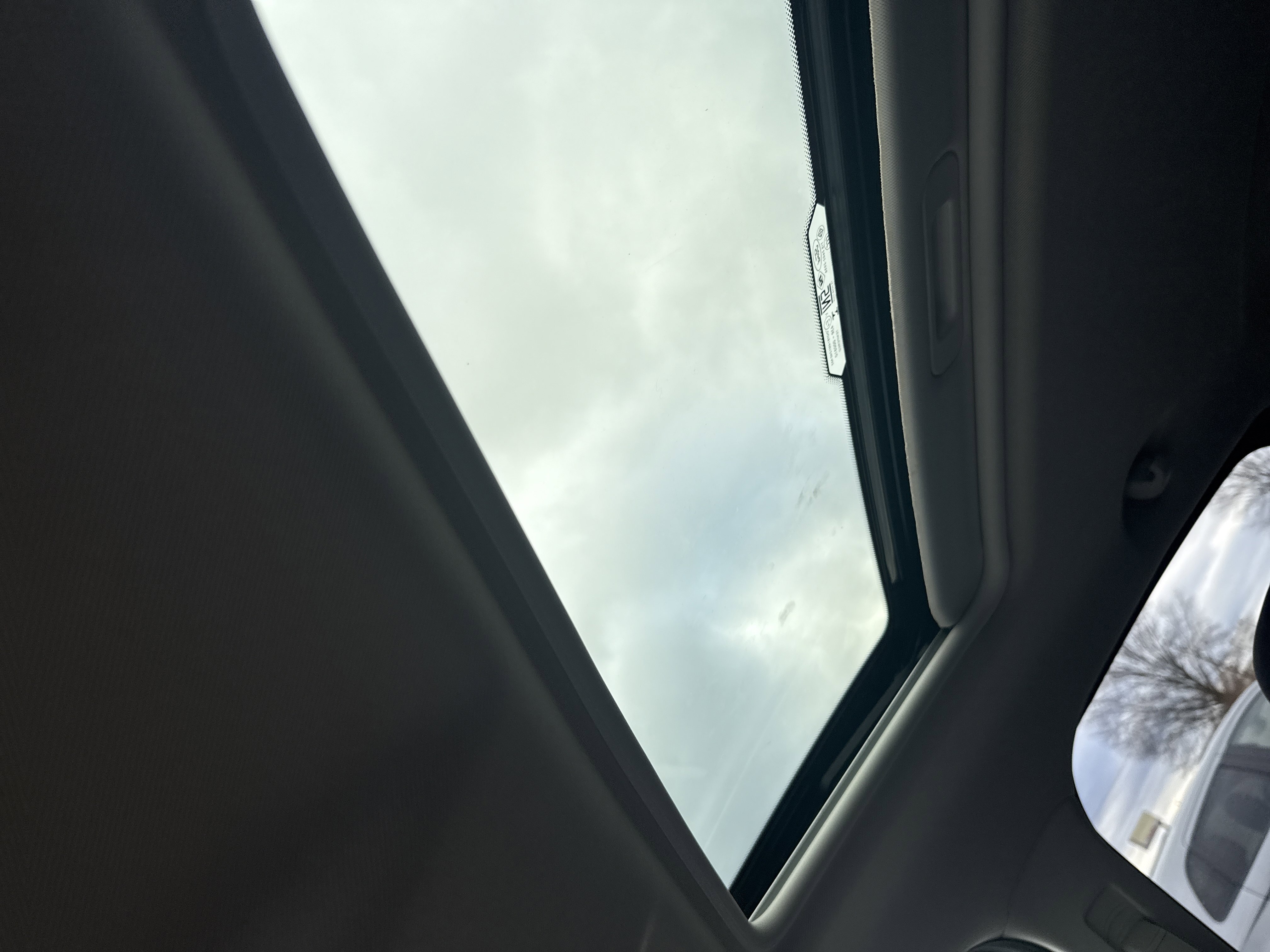 Used 2022 Ford EcoSport SE w/ SE Convenience Package image 29