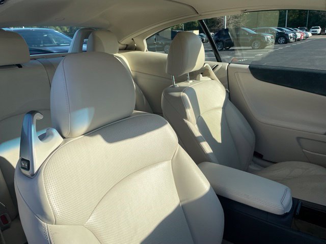 Used 2010 Lexus IS 250C w/ Luxury Pkg RWD image 7