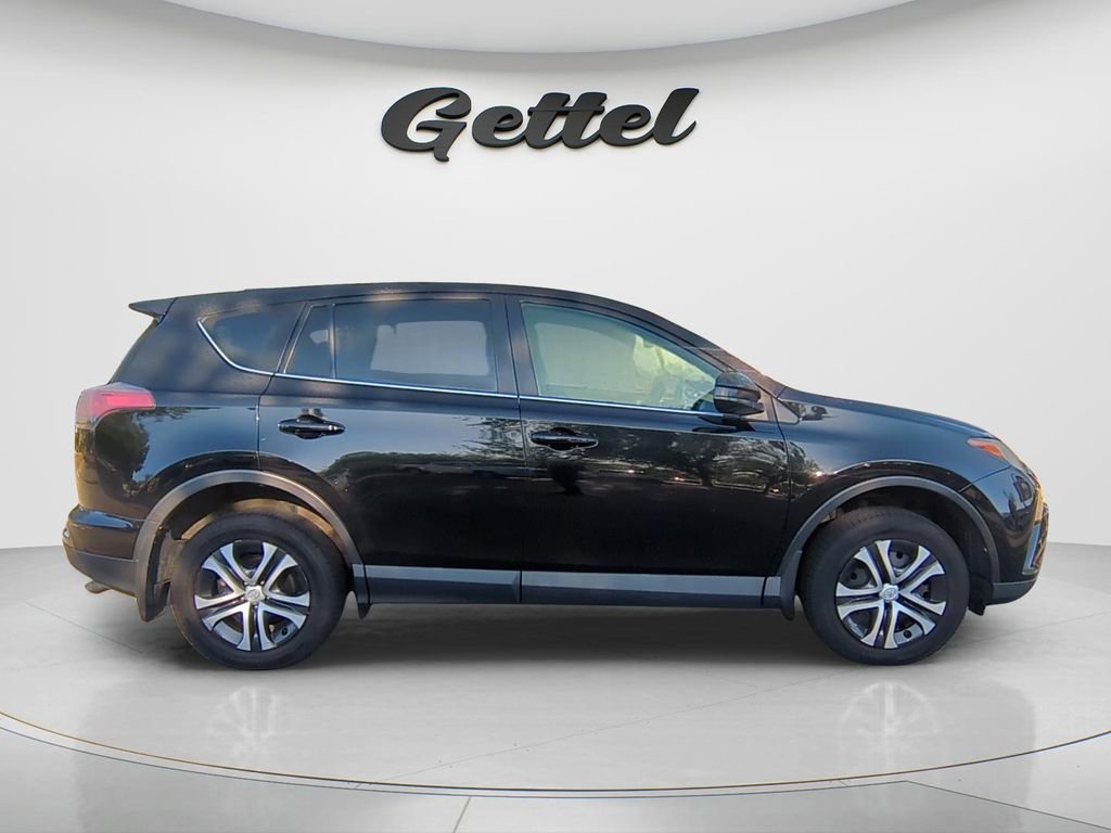 Used 2018 Toyota RAV4 LE w/ All Weather Liner Package AWD/4WD image 4
