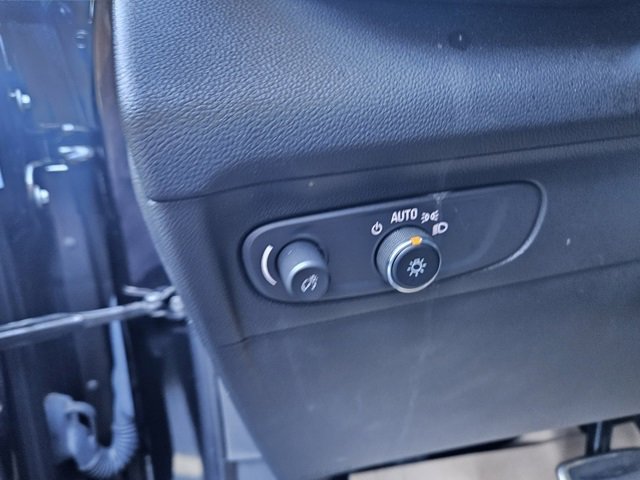 Certified 2023 Buick Envision Preferred w/ Sport Touring Package image 23