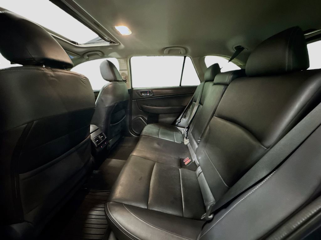 Used 2017 Subaru Outback 2.5i Limited image 30