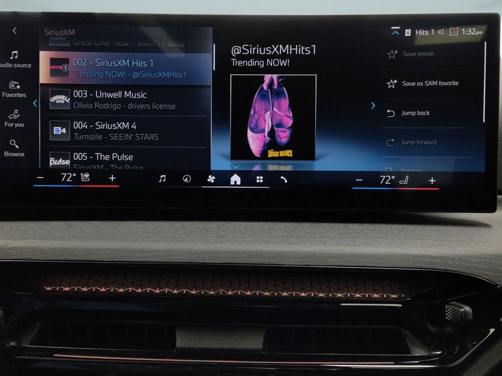 New 2026 BMW 330i xDrive Sedan w/ Premium Package image 22