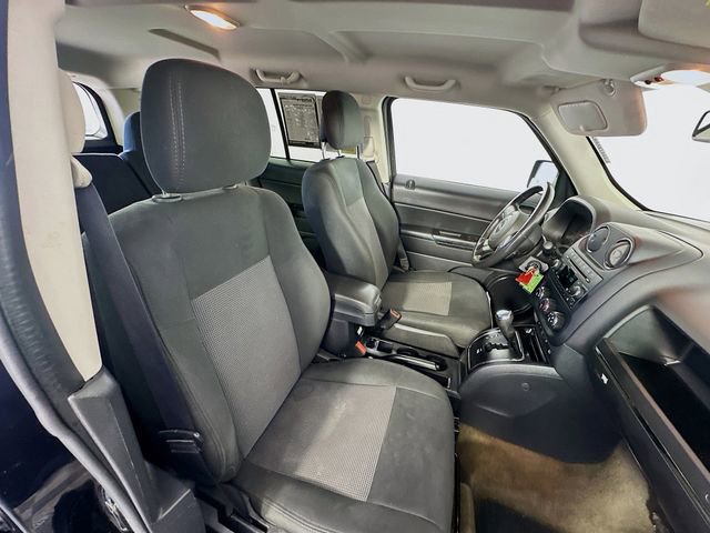 Used 2016 Jeep Patriot Latitude w/ Mopar Trailer Tow Group image 23