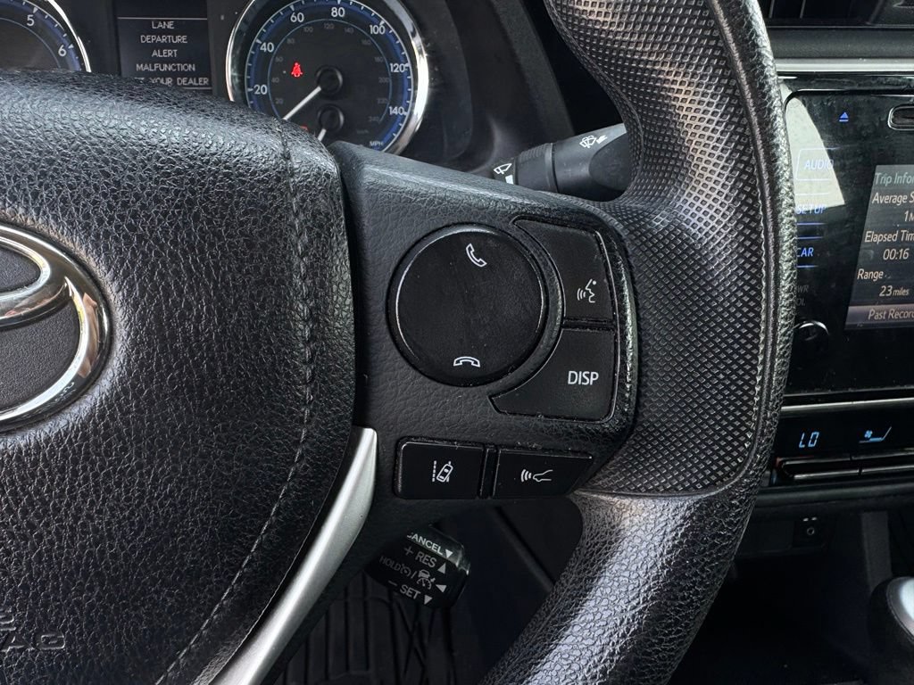 Used 2017 Toyota Corolla LE FWD image 25